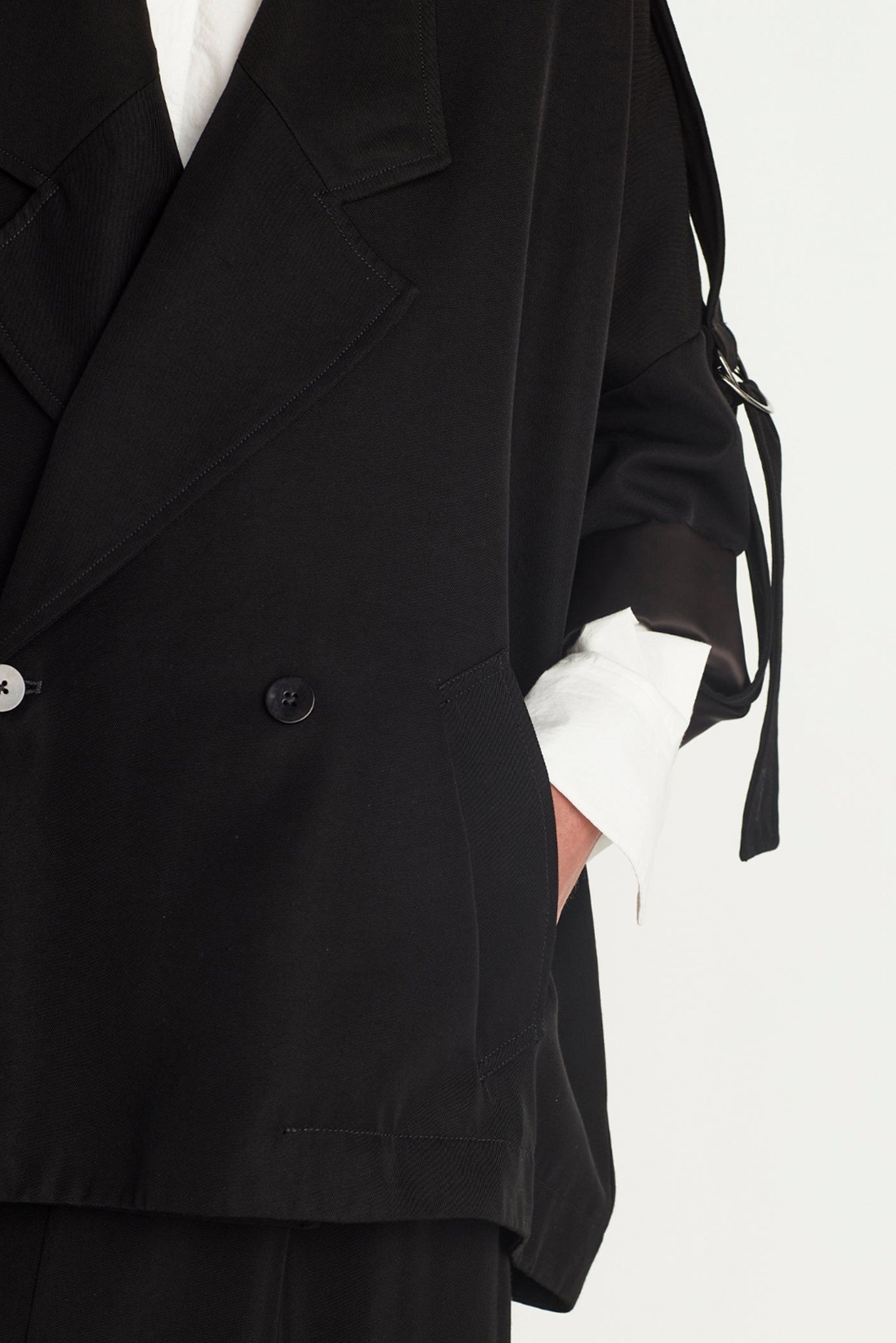 The Severed Trench | Japanese Twill | Black