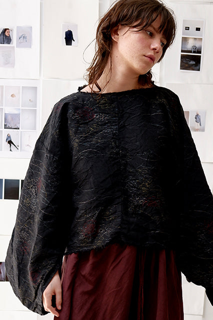 #632 Rounded Sleeve Top | kimono silk | Black pattern